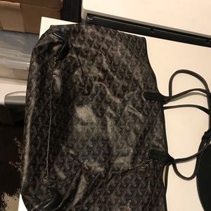 Medium Goyard tote